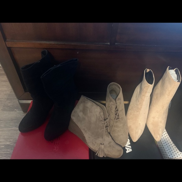 Shoes - Picture 7 of 11